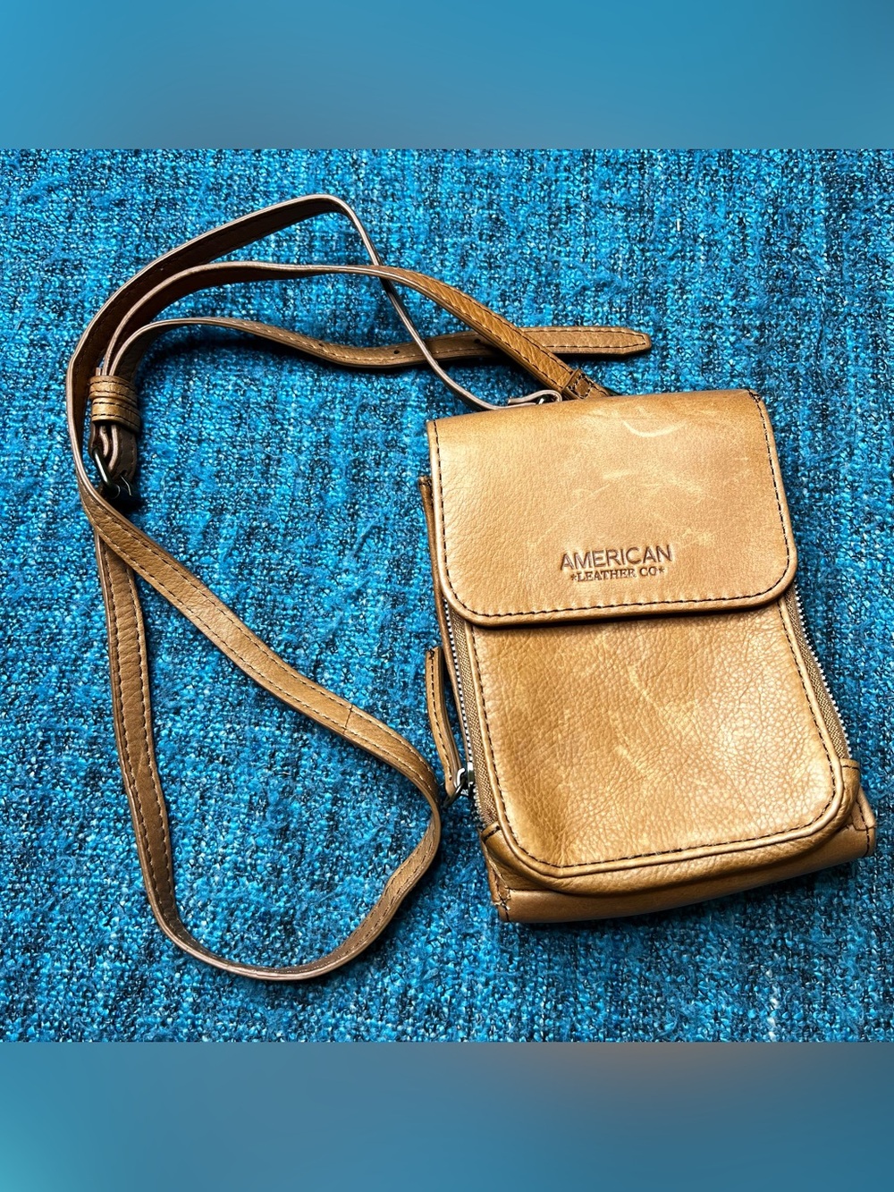 American Leather Co Camel Brown Pebbled Leather Small Crossbody Bag 7"x5" Purse